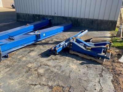 Rotary SPO15 Symmetrical Two Post Lift - Image 4